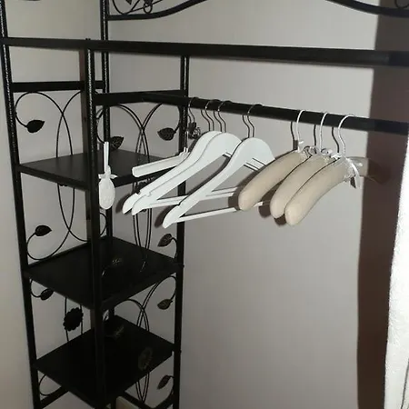 Chambre D'hotes Floralia * Les Noes-pres-Troyes