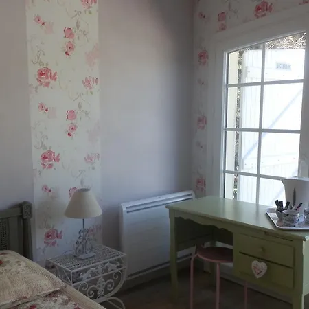 Chambre D'hotes Floralia Отель типа 